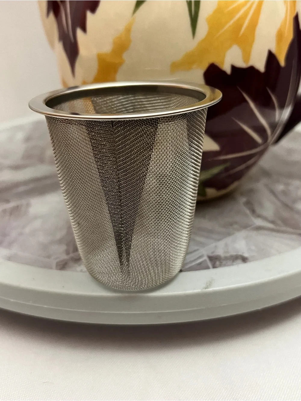 HuesNBrews I-Pot Ceramic Tea Infuser Pot Fall Leaves Stainless Lid Strainer Box